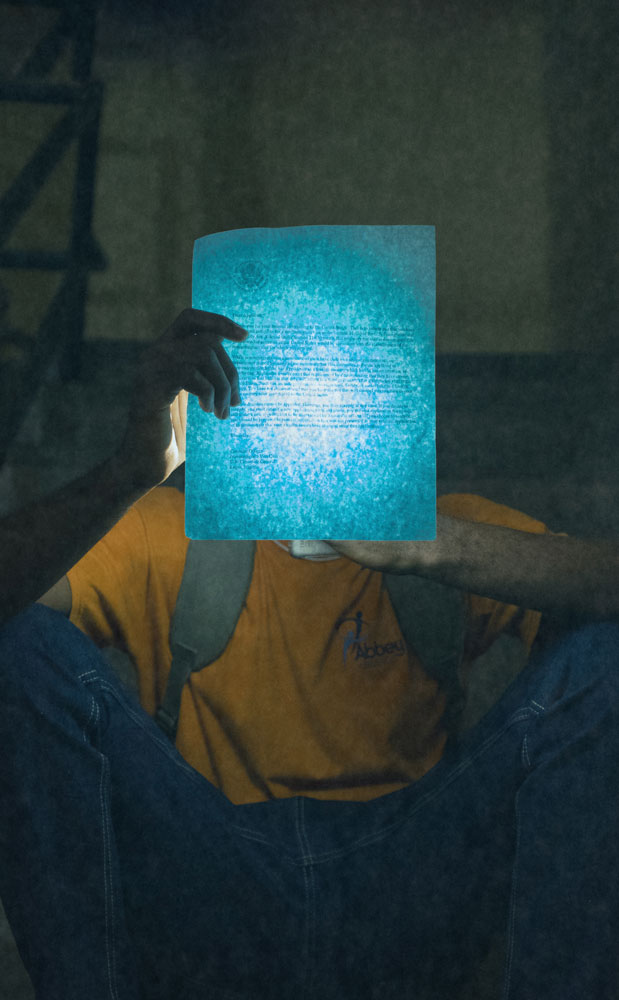 © OBAYOMI ANTHONY, Blue Letter