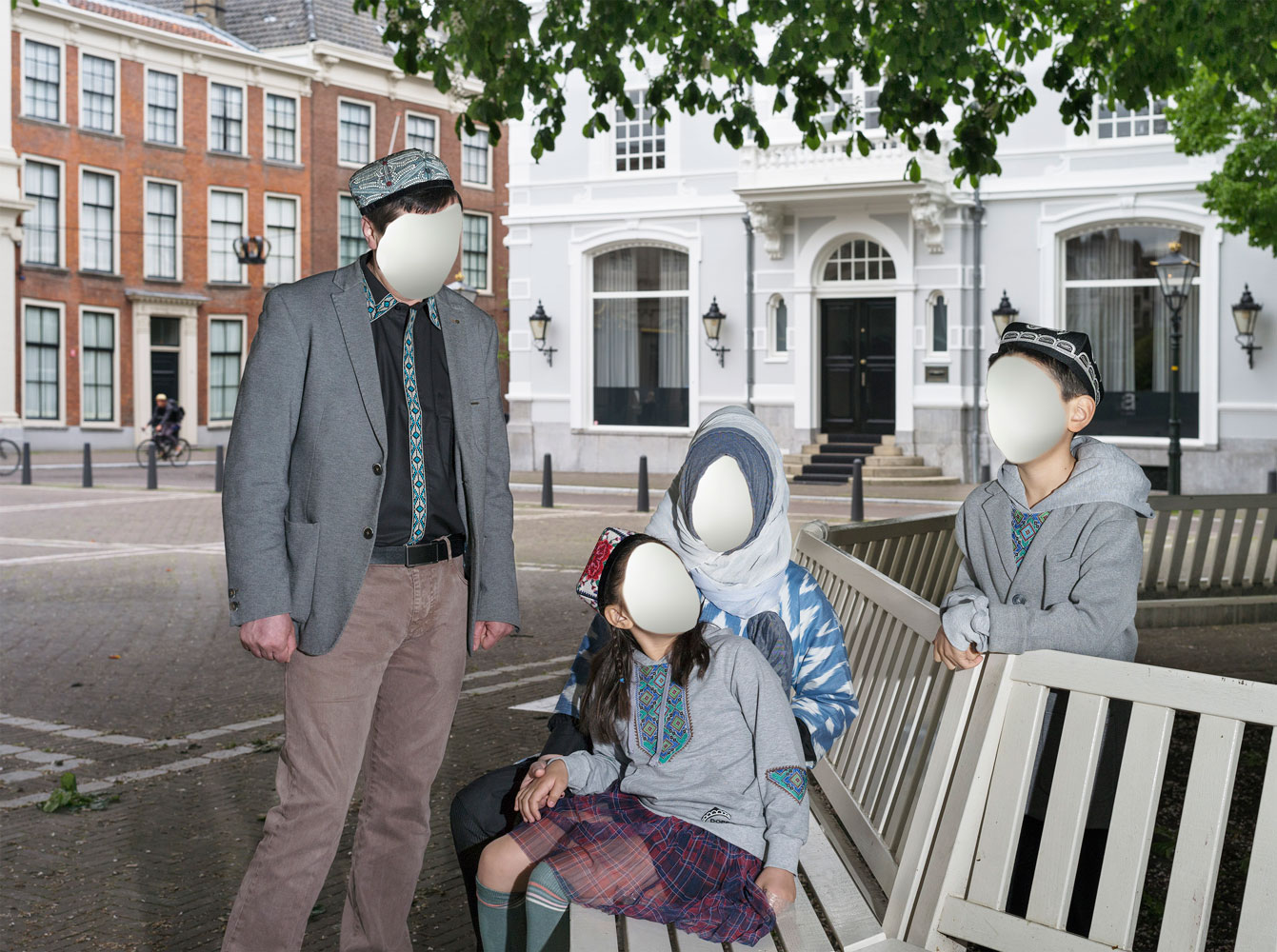 © EDITH ROUX, Les Exilés (2023) + Les Innocent.e.s (2023)