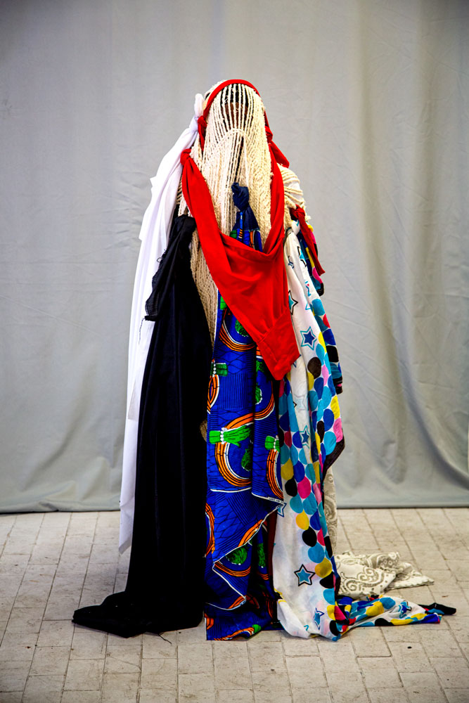 © FATOUMATA DIABATÉ, Words - Photos