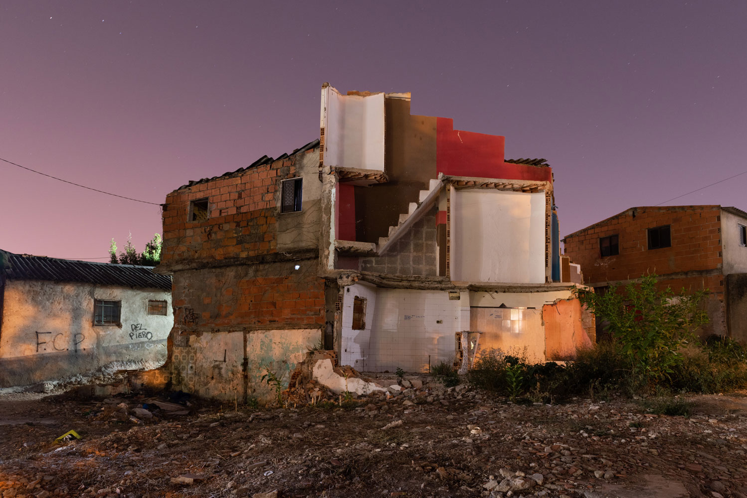 © AUGUSTO BRÁZIO, O Bairro